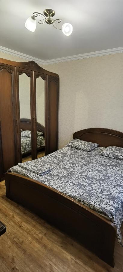 Cosy flat Vladikavkaz Eksteriør billede